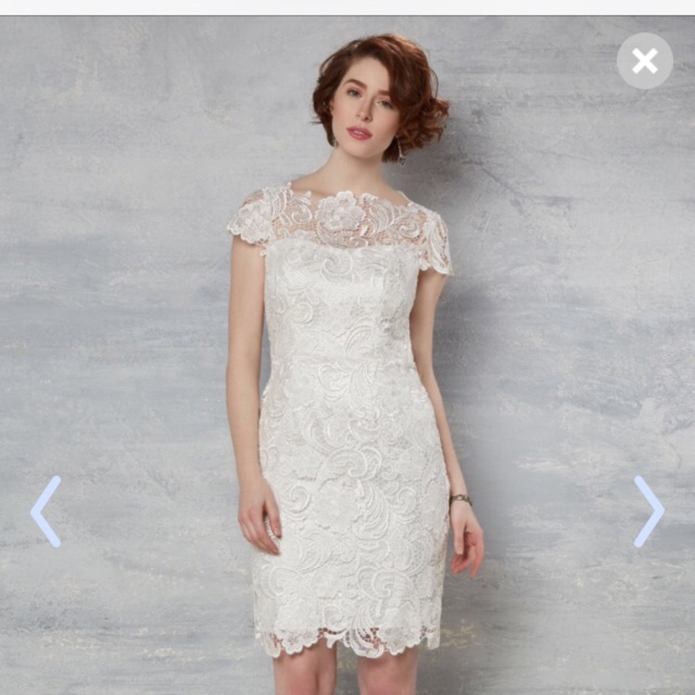 White lace dress size 4 Decode brand new